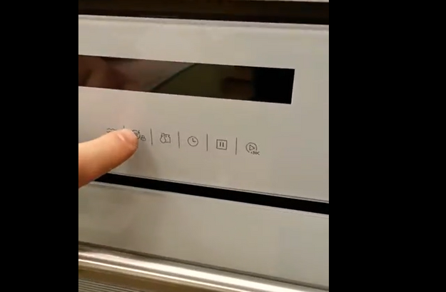 Духовой шкаф Midea MO82107PGG-I (video 2)