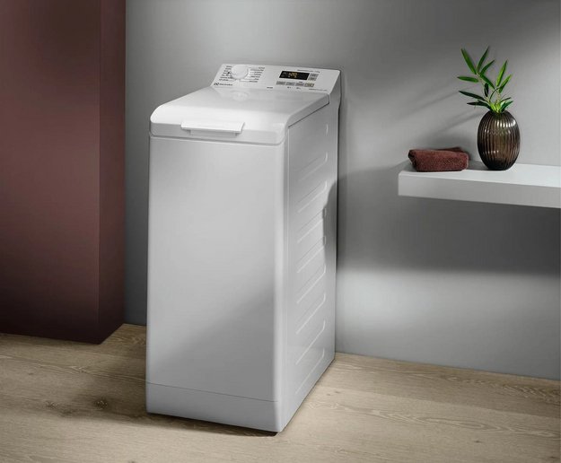 Стиральная машина Electrolux EW7T4272E (фото 3) Стиральная машина Electrolux EW7T4272E (preview 3)