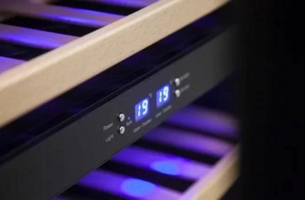 Винный шкаф Cold Vine C44-KST2 (фото 3) Винный шкаф Cold Vine C44-KST2 (preview 3)