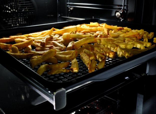 Компактный духовой шкаф с паром Kuppersbusch CBD 6550.0 S1-Airfry (фото 4) Компактный духовой шкаф с паром Kuppersbusch CBD 6550.0 S1-Airfry (preview 4)