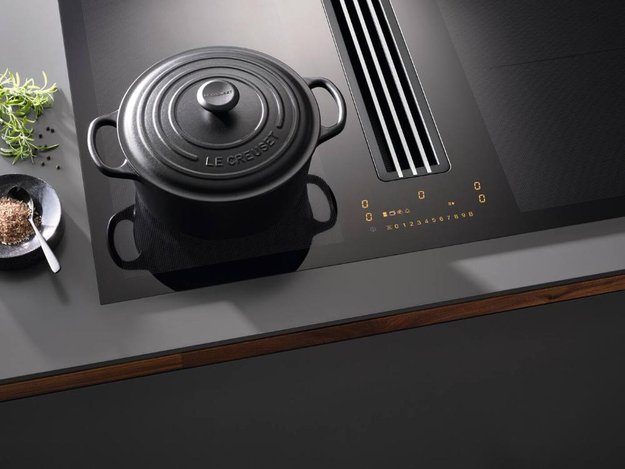 Индукционная варочная панель с вытяжкой Miele KMDA 7476 FL (фото 5) Индукционная варочная панель с вытяжкой Miele KMDA 7476 FL (preview 5)