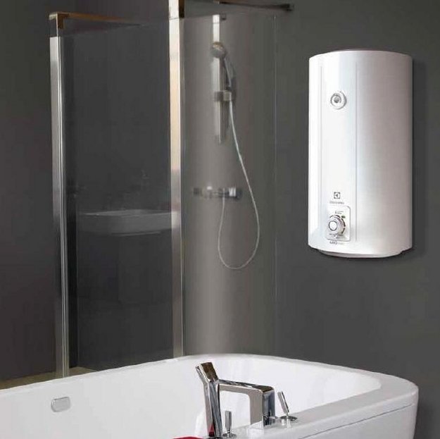 Водонагреватель Electrolux EWH 100 AXIOmatic (preview 2)