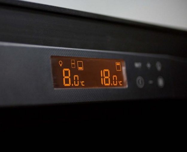 Встраиваемый мультитемпературный винный шкаф EuroCave K-800023-L (preview 2)