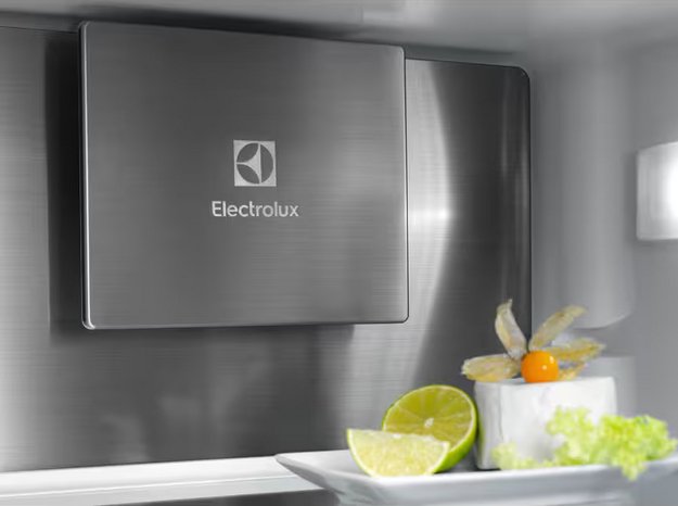 Встраиваемый холодильник Electrolux E8MNCD18S (preview 3)