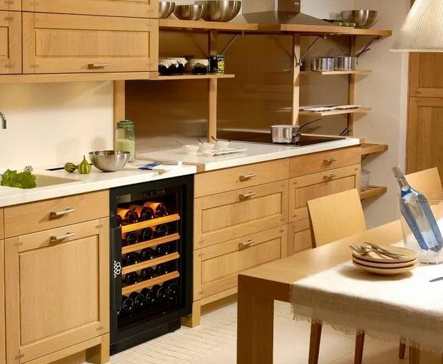 Встраиваемый монотемпературный винный шкаф EuroCave K-800012-S (preview 4)