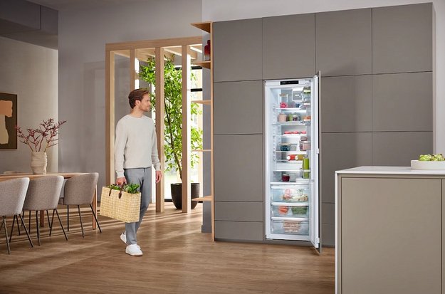 Встраиваемый холодильник Miele K 7797 C R (preview 8)