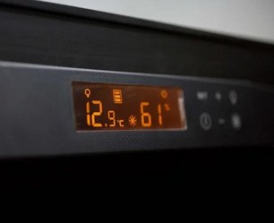 Монотемпературный винный шкаф EuroCave V-PURE-S P-300028-S фото 4