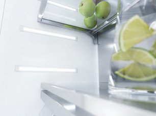 Встраиваемая холодильно-морозильная комбинация MasterCool Miele KF2901Vi фото 3