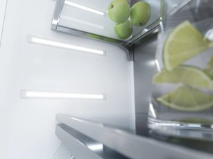 Встраиваемый холодильник Миле K2902Vi MasterCool фото 3 Встраиваемый холодильник Miele K2902Vi MasterCool фото 3