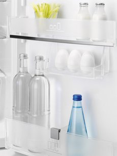 Холодильник Электролюкс ERN1300AOW фото 4 Холодильник Electrolux ERN1300AOW фото 4