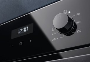 Духовой шкаф Электролюкс OKD 5C51 Z фото 4 Духовой шкаф Electrolux OKD 5C51 Z фото 4