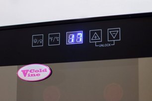 Винный шкаф Coldvine BCW-35C фото 3 Винный шкаф Cold Vine BCW-35C фото 3