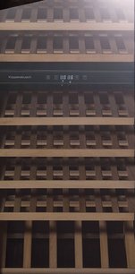 Встраиваемый холодильник для охлаждения вина Куперсбуш FWK 4800.0 S8 фото 3 Встраиваемый холодильник для охлаждения вина Kuppersbusch FWK 4800.0 S8 фото 3