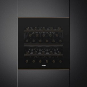 Встраиваемый холодильный шкаф для вина Smeg CVI629NR3 фото