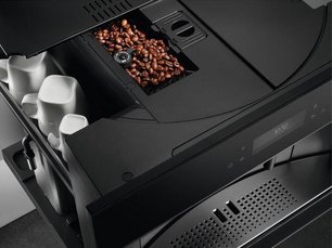 Встраиваемая кофемашина АЕГ KKB894500B фото 4 Встраиваемая кофемашина AEG KKB894500B фото 4