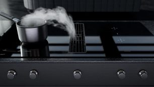 Индукционная варочная поверхность с вытяжкой Kuppersbusch KMI 12850.0 SR-S Black Chrome фото 3