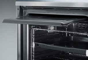 Духовой шкаф SMEG SFP390X фото 3 Духовой шкаф SMEG SFP390X фото 3