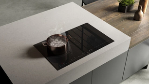 Индукционная варочная поверхность с вытяжкой Kuppersbusch KMI 12850.0 SR-S Black Chrome фото 2