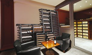 Встроенный шкаф с выдвижными поддонами ЕвроКав OMS1 фото 3 Встроенный шкаф с выдвижными поддонами EuroCave OMS1 фото 3