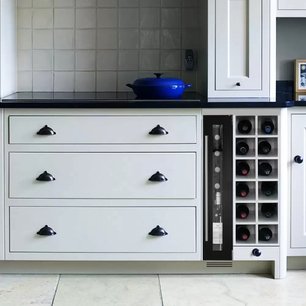 Винный шкаф Дунавокс DAUF-9.22B фото 2 Винный шкаф Dunavox DAUF-9.22B фото 2