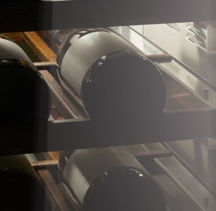 Встраиваемый винный шкаф V-Zug WineCooler V6000 Supreme WC6T-51097 R фото 4 Встраиваемый винный шкаф V-Zug WineCooler V6000 Supreme WC6T-51097 R фото 4