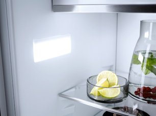 Встраиваемый холодильник Миле K 7733 E фото 4 Встраиваемый холодильник Miele K 7733 E фото 4