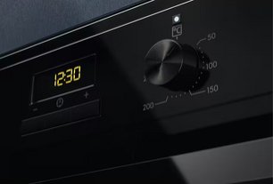 Духовой шкаф Electrolux EOD3H50BK фото 3