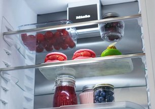 Встраиваемый холодильник Miele KFN 7774 B фото 4