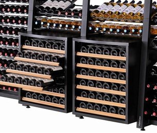 Встроенный шкаф с выдвижными поддонами ЕвроКав OMS1 фото 2 Встроенный шкаф с выдвижными поддонами EuroCave OMS1 фото 2