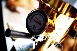 Кофеварка Бугатти DIVA Gold фото 4 Кофеварка Bugatti DIVA Gold фото 4