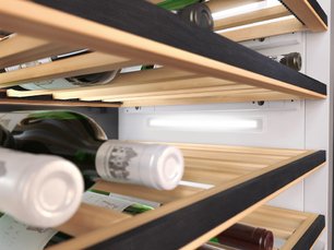 Встраиваемый винный шкаф Миле KWT 2672 VIS MasterCool фото 3 Встраиваемый винный шкаф Miele KWT 2672 VIS MasterCool фото 3