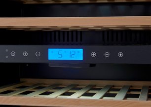 Встраиваемый винный шкаф Селлар Приват CP165-2TB фото 3 Встраиваемый винный шкаф CellarPrivate CP165-2TB фото 3