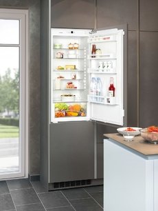 Встраиваемый холодильник Liebherr SBS 33I2 (комбинация из моделей IK 2320 и IG 1024) фото