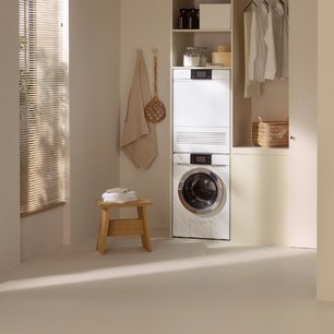 Сушильная машина Фауцуг AdoraDry V2000 AT2T-12031 L фото 4 Сушильная машина V-ZUG AdoraDry V2000 AT2T-12031 L фото 4