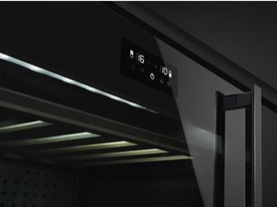 Винный шкаф Смег CVI638LWN2 фото 3 Винный шкаф Smeg CVI638LWN2 фото 3