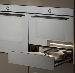 Встраиваемый подогреватель посуды Фауцуг V4000 28 WDED6V1C черное стекло фото 4 Встраиваемый подогреватель посуды V-ZUG V4000 28 WDED6V1C черное стекло фото 4