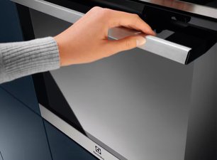 Духовой шкаф Electrolux EOF6P76X2 фото 3