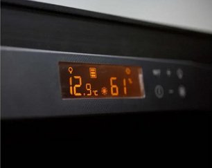 Монотемпературный винный шкаф EuroCave V-REVEL-S R-400024-S2B фото 4