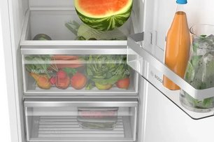 Встраиваемый холодильник Bosch KIL82VFE0 фото 4