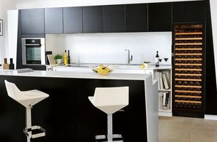 Встраиваемый мультитемпературный винный шкаф EuroCave S-259 K-800021-L фото 4