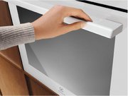 Духовой шкаф Electrolux LOE8F38V фото 4