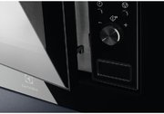 Встраиваемая микроволновая печь Electrolux LMS2173EMX фото 4