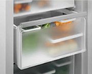 Встраиваемая морозильная камера Electrolux KUN7NE18S фото 4