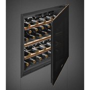 Встраиваемый холодильный шкаф для вина Smeg CVI629NR3 фото 2