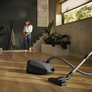 Пылесос Миле Classic C1 SBAF5 Junior PowerLine серый фото 3 Пылесос Miele Classic C1 SBAF5 Junior PowerLine серый фото 3