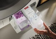 Жидкое моющее средство Миле UltraPhase 1 и 2 FloralBoost фото 3 Жидкое моющее средство Miele UltraPhase 1 и 2 FloralBoost фото 3