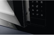 Встраиваемая микроволновая печь Electrolux LMS4253TMX фото 4