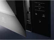 Встраиваемая микроволновая печь Electrolux KMFE172TEX фото 3