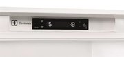 Холодильник Электролюкс ENC2813AOW фото 2 Холодильник Electrolux ENC2813AOW фото 2