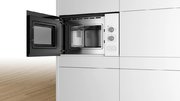 Встраиваемая микроволновая печь Bosch BFL520MW0 фото 4
